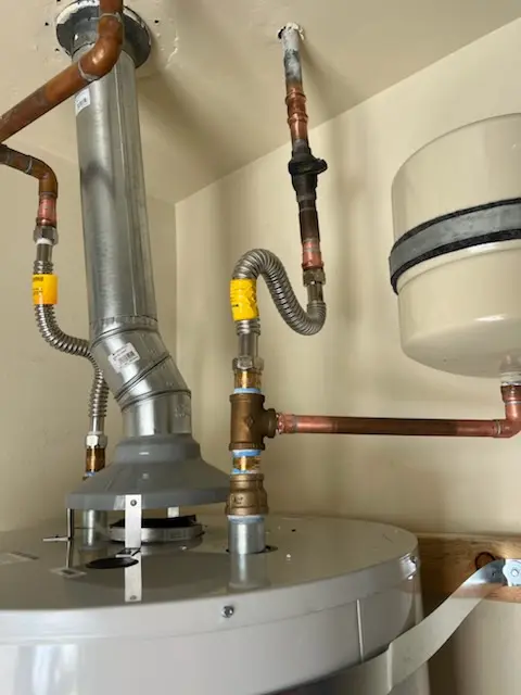 Water heater installation and plumbing repair in Fort Myer Heights